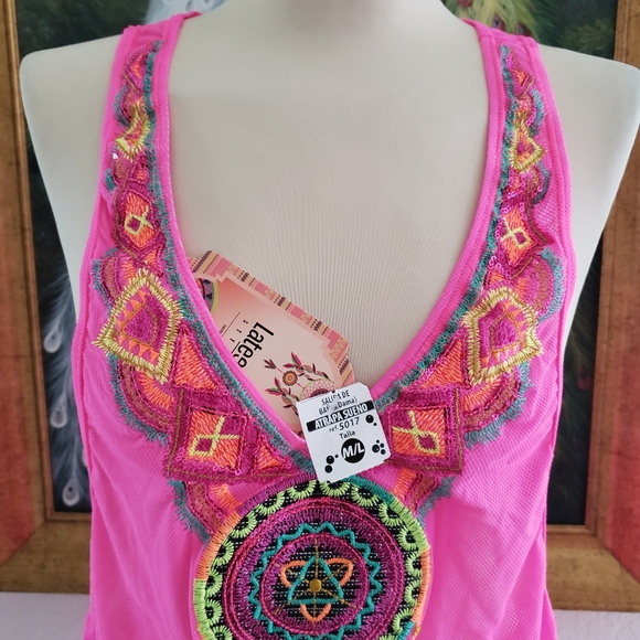 Lateen Style Hot Pink Coverup - Picture 4 of 17